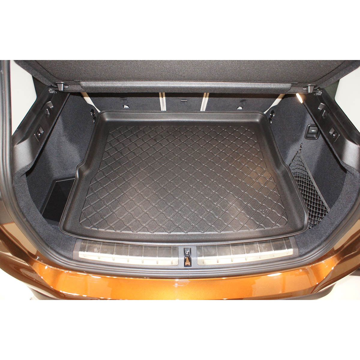 Runko matto BMW X1 (F48) not for Plug-in Hybrid 2015-2022 (rear seats are not sliding forward and backward)