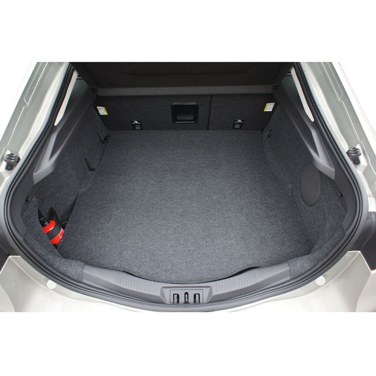 Runko matto Ford Mondeo Liftback vuodesta 2015 (versio kanssa standardi vararengas) Runko matto Ford Mondeo Liftback vuodesta 2015 (versio kanssa standardi vararengas)