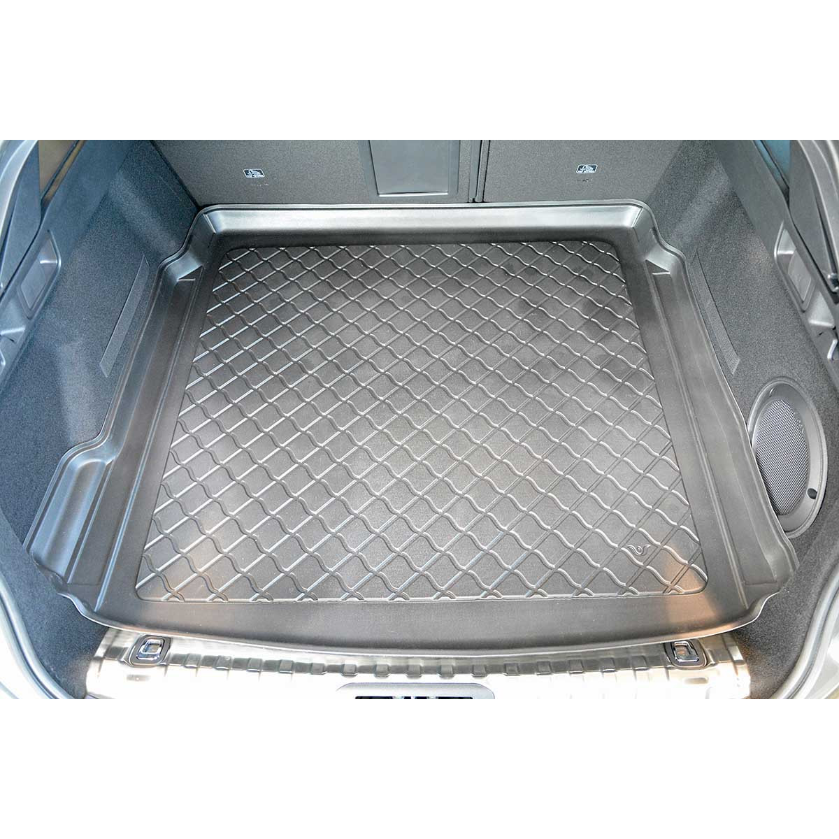 Runko matto Peugeot 508 Hybrid SW vuodesta 2019 Runko matto Peugeot 508 Hybrid SW vuodesta 2019