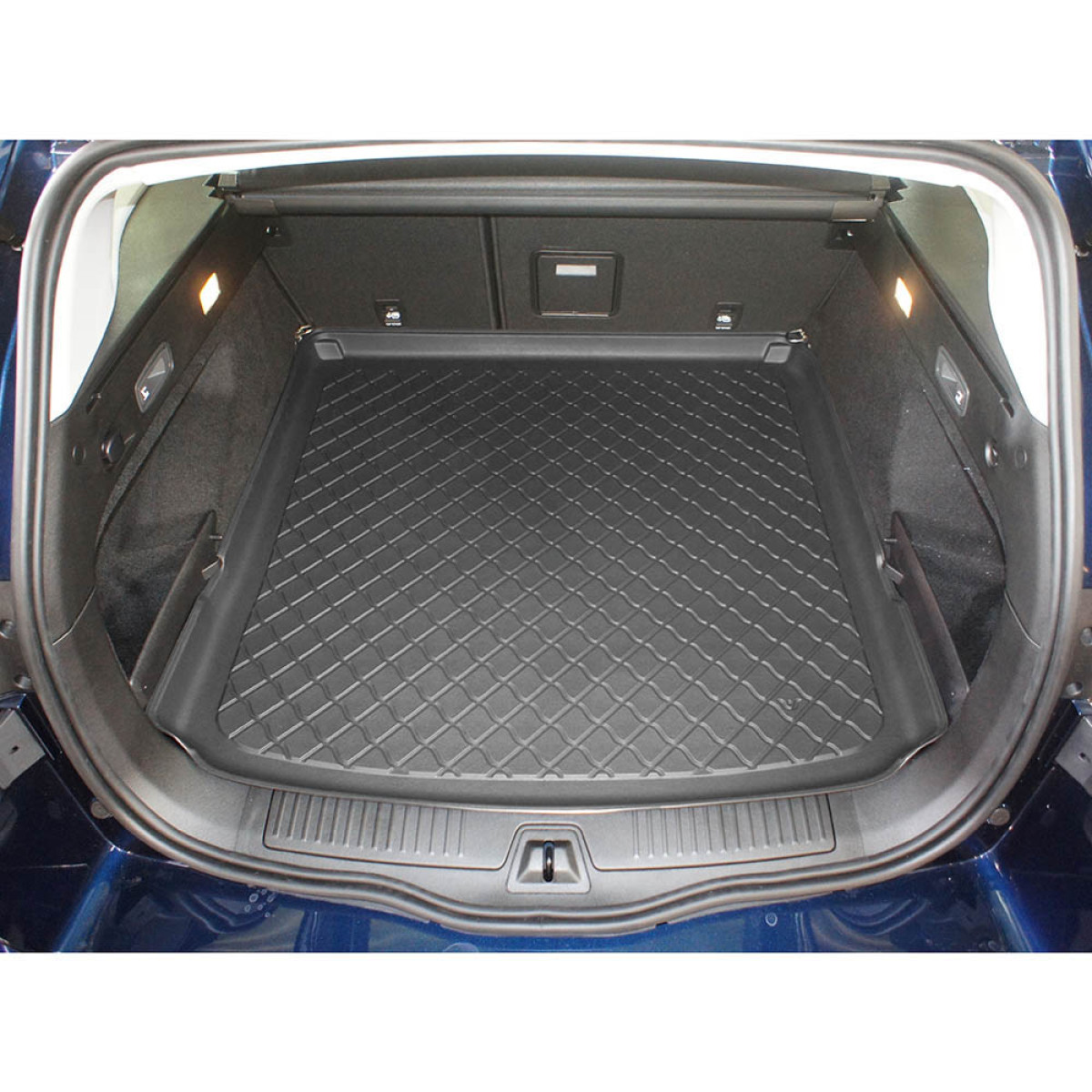 Runko matto Renault Talisman Grandtour vuodesta 2016 Runko matto Renault Talisman Grandtour vuodesta 2016