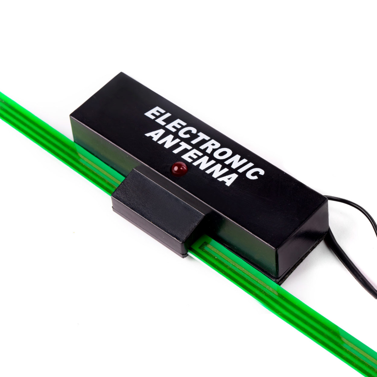 Autoantenni ANT05 vahvistimella AMIO-01128