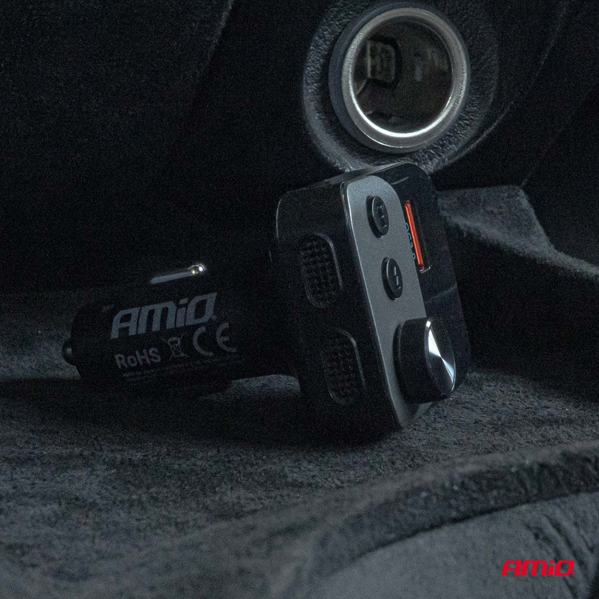 Auton FM-lähetin, 1×USB-A 1×USB-C 12V 24V AMIO-04647