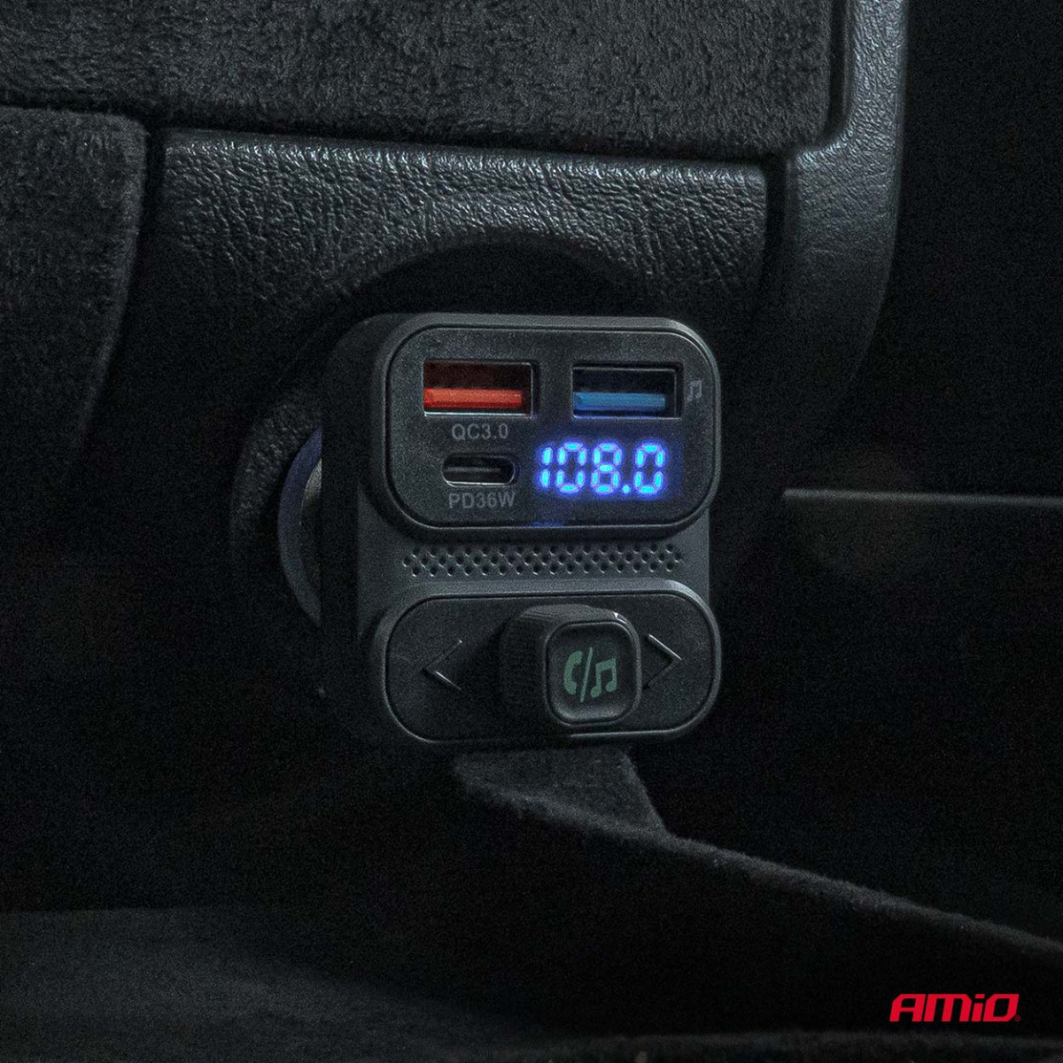 Auton FM-lähetin, 2×USB-A 1×USB-C 12V 24V AMIO-04649