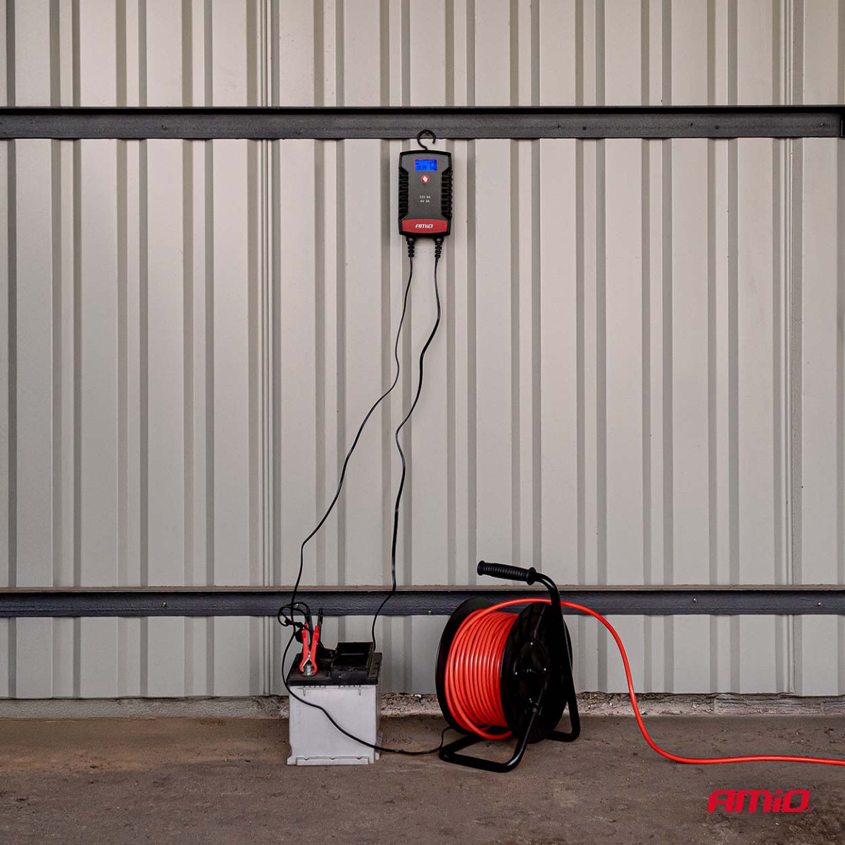 Digitaalinen akkulaturi AGM/GEL/LiFePO4 8A 12/24V PRO HOOK AMIO-04533