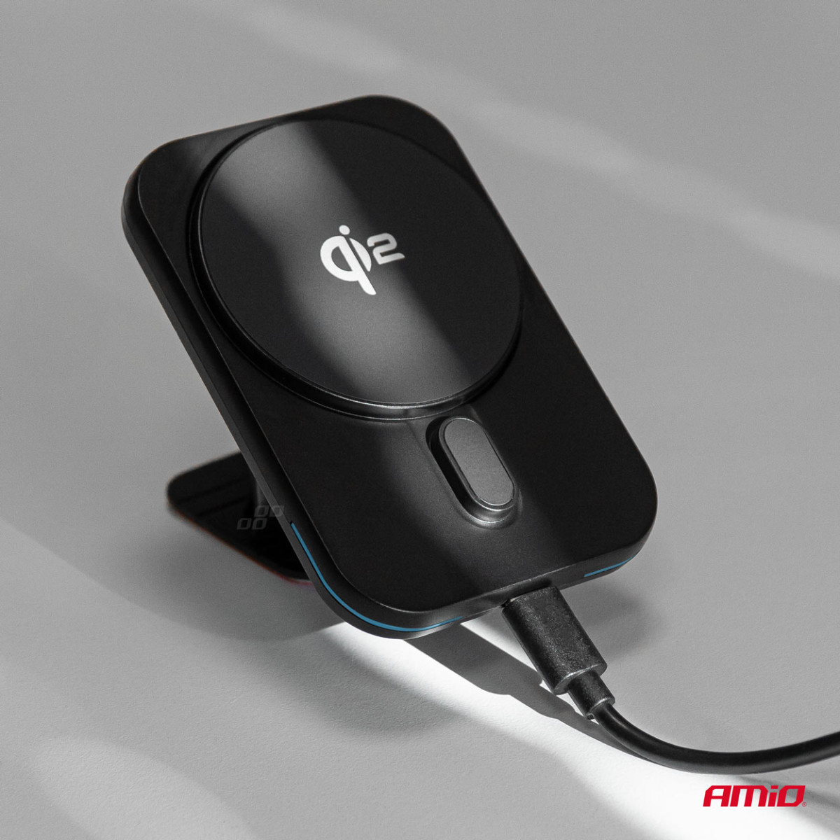 Nopea magneettinen langaton autolaturi Qi2 15W - ikkuna/kojelauta AMIO-04181