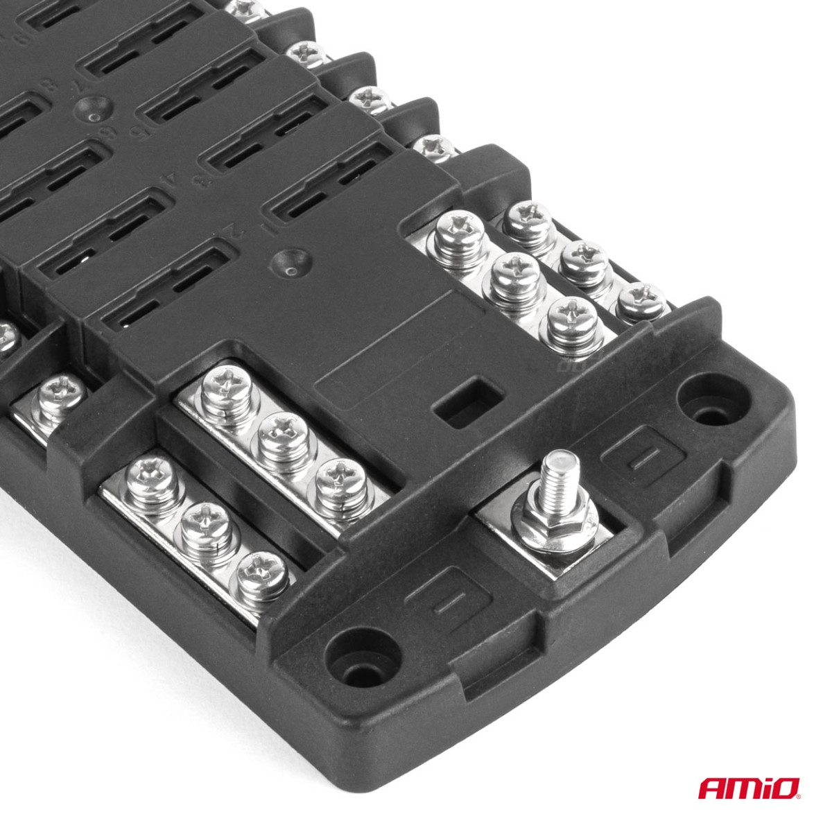 Sulakerasia, 12 pistorasiaa ruuvikoskettimilla ja miinusnavalla AMIO-03834