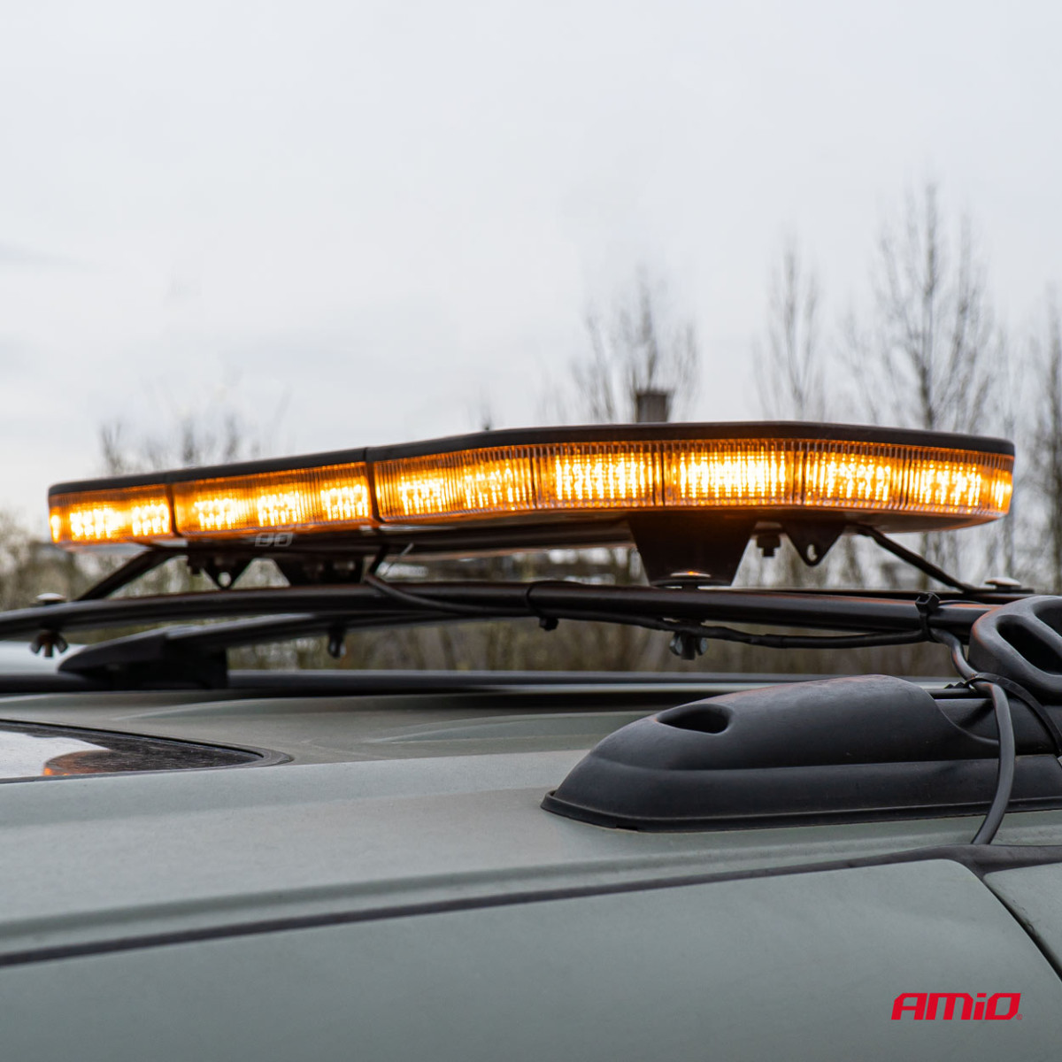 LED-varoitusvalo 156 LEDiä 1168 mm AMIO-03344