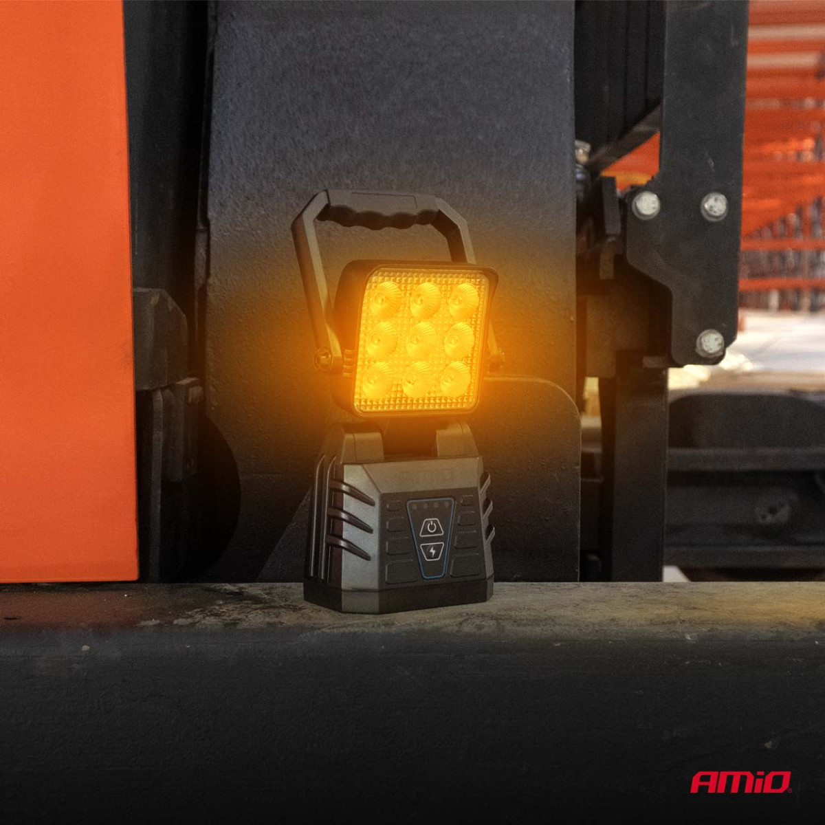 Kannettava LED-työ- ja varoitusvalo 15W (AKKU) AMIO-04865