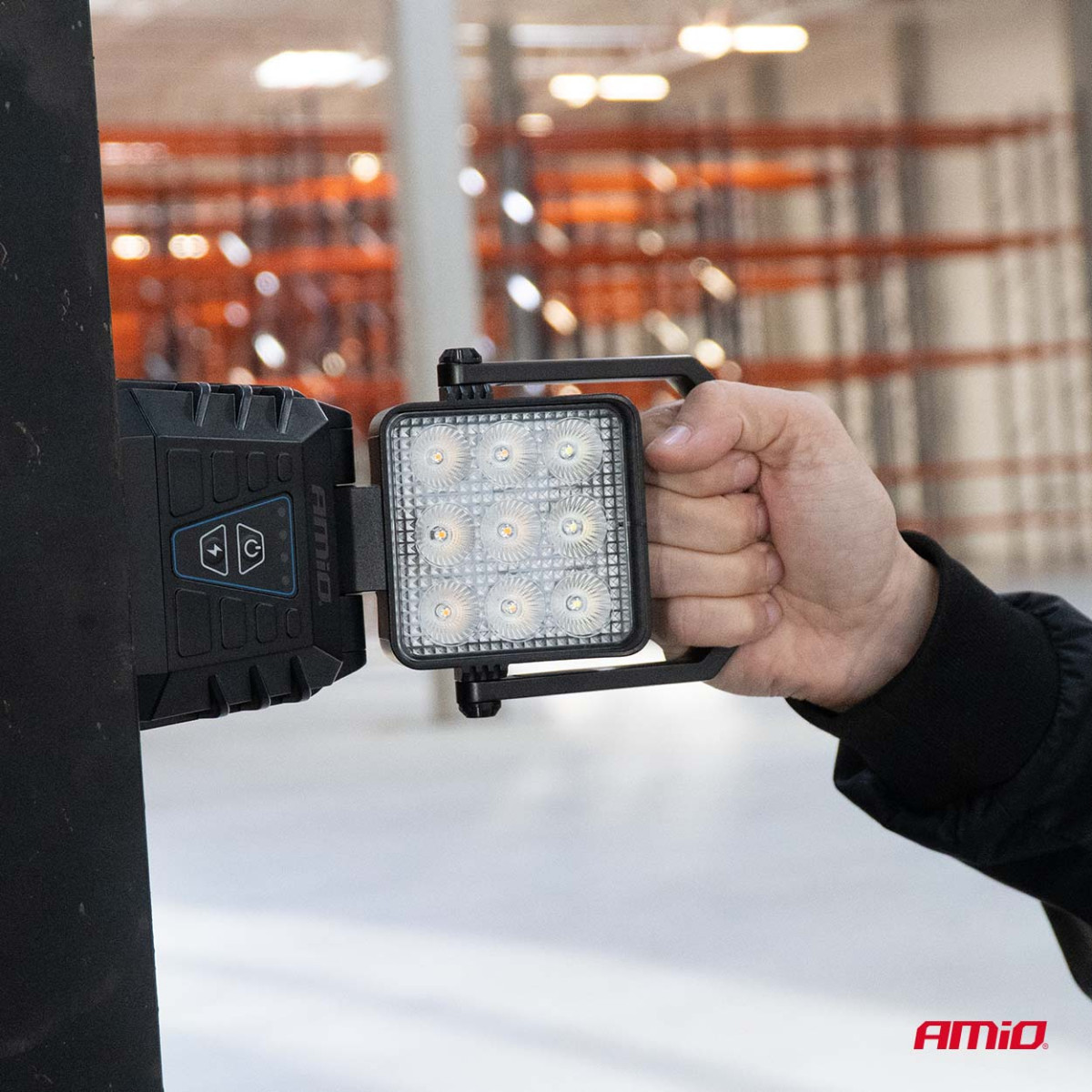 Kannettava LED-työ- ja varoitusvalo 15W (AKKU) AMIO-04865