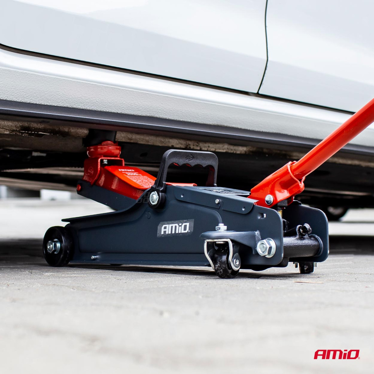 Matalaprofiilinen hydraulinen nostolaite 2000 kg CE AMIO-02500