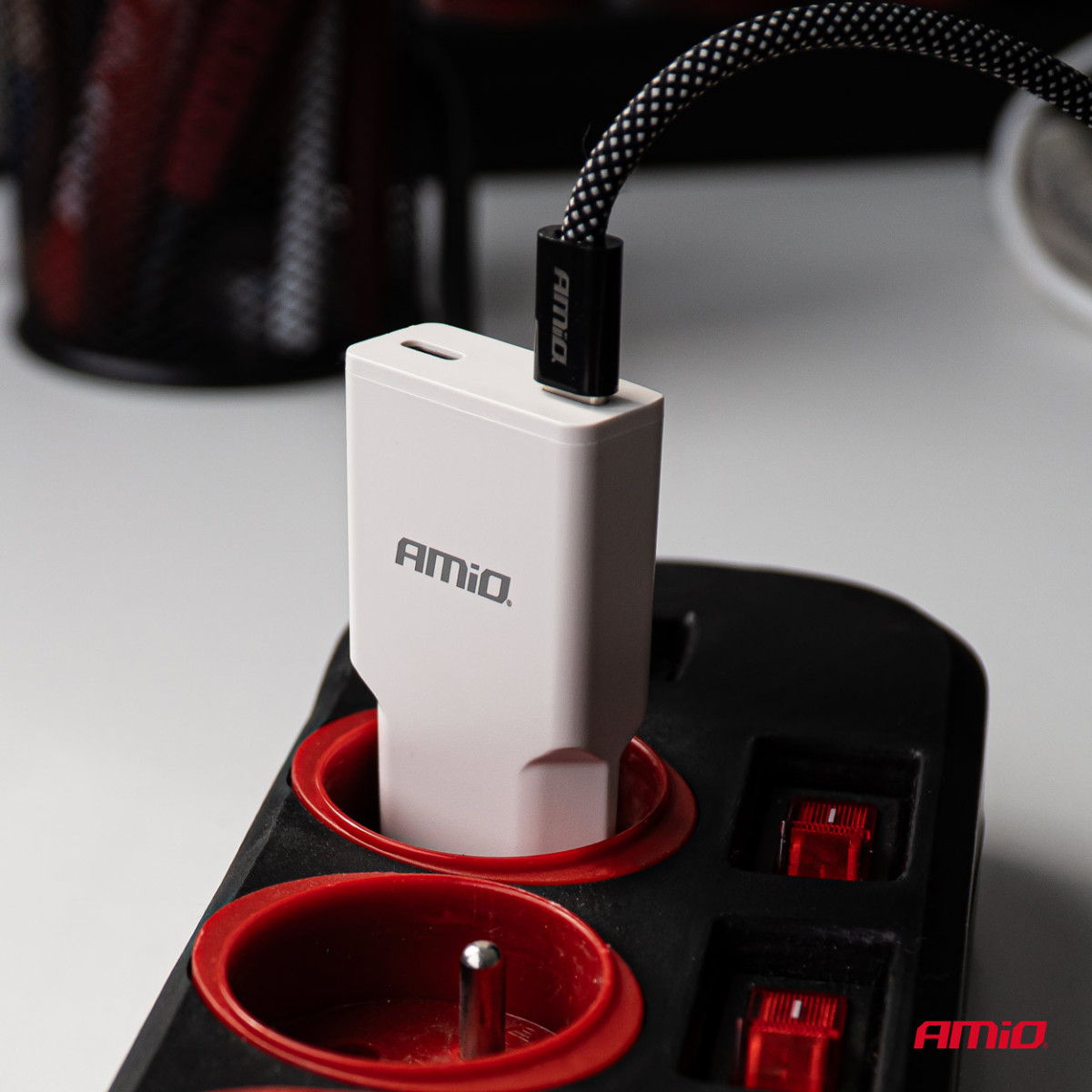 Magneettinen USB-C – USB-C-kaapeli 60W 200 cm AMIO-04841