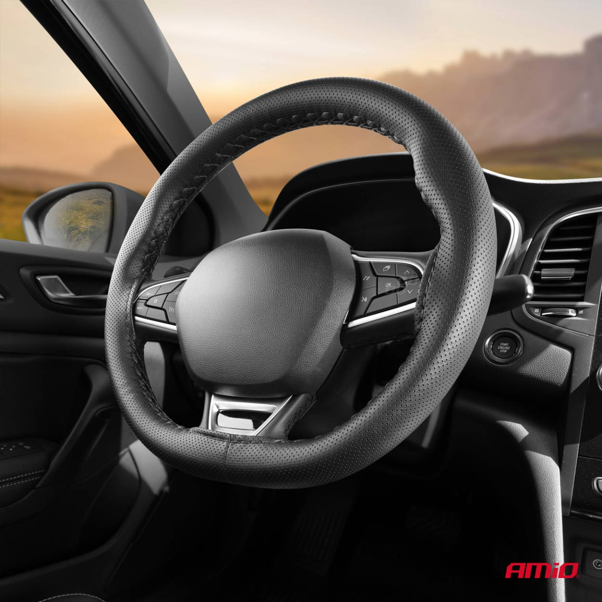 Rei'itetty ratin suojus neulalla ja langalla 38-39 cm - musta / mustat tikkaukset