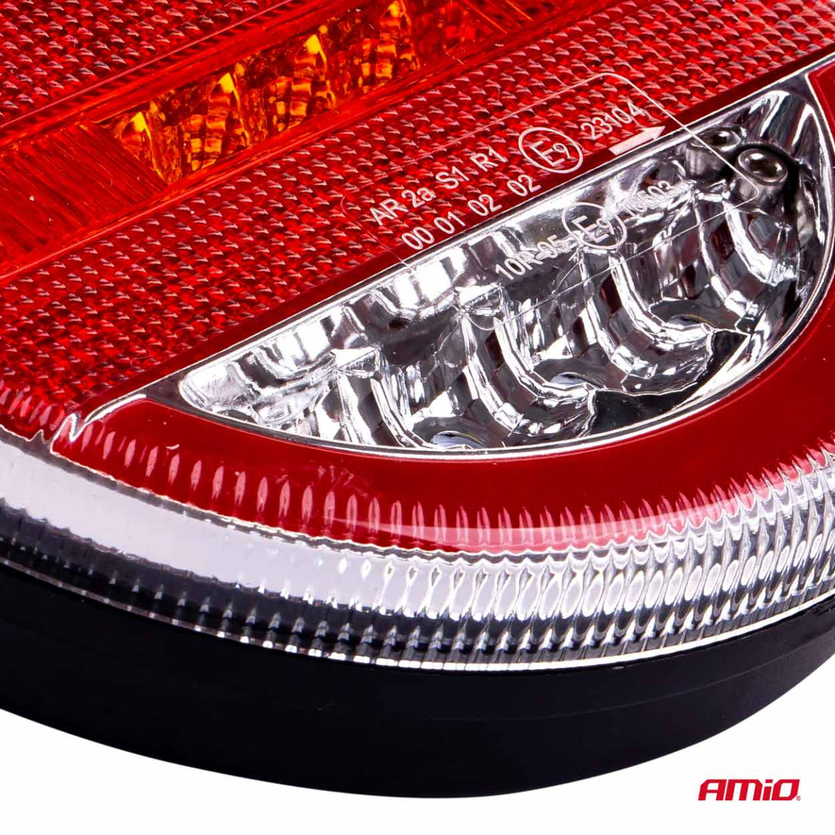 LED-yhdistelmätakavalo AMiO RCL-07-LR dynaaminen vasen/oikea