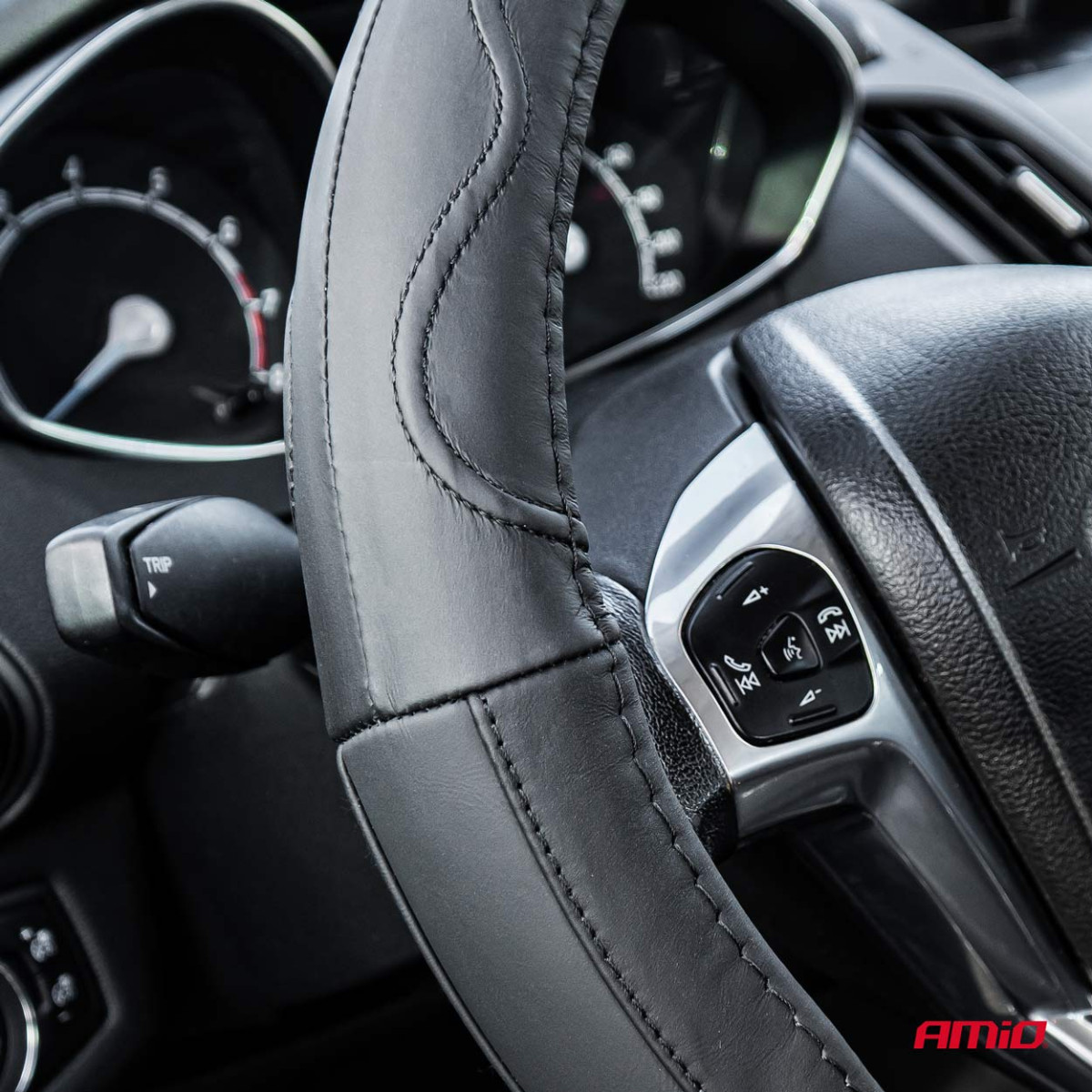 Auton ratin suojus 35-37 cm, aitoa nahkaa, SWC-49-S