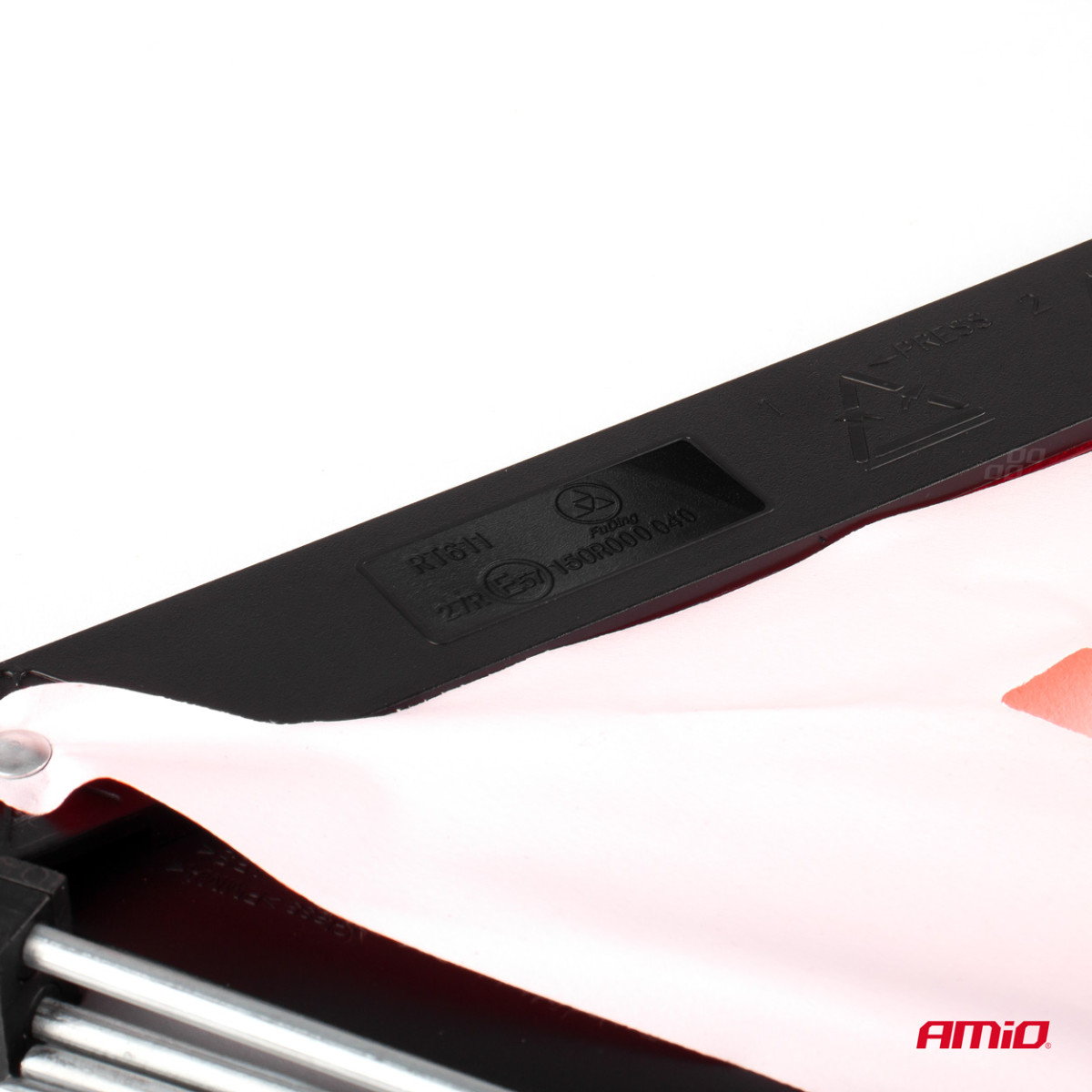 Hätäkyltti, kolmio RT611 E-MARK AMIO-04393